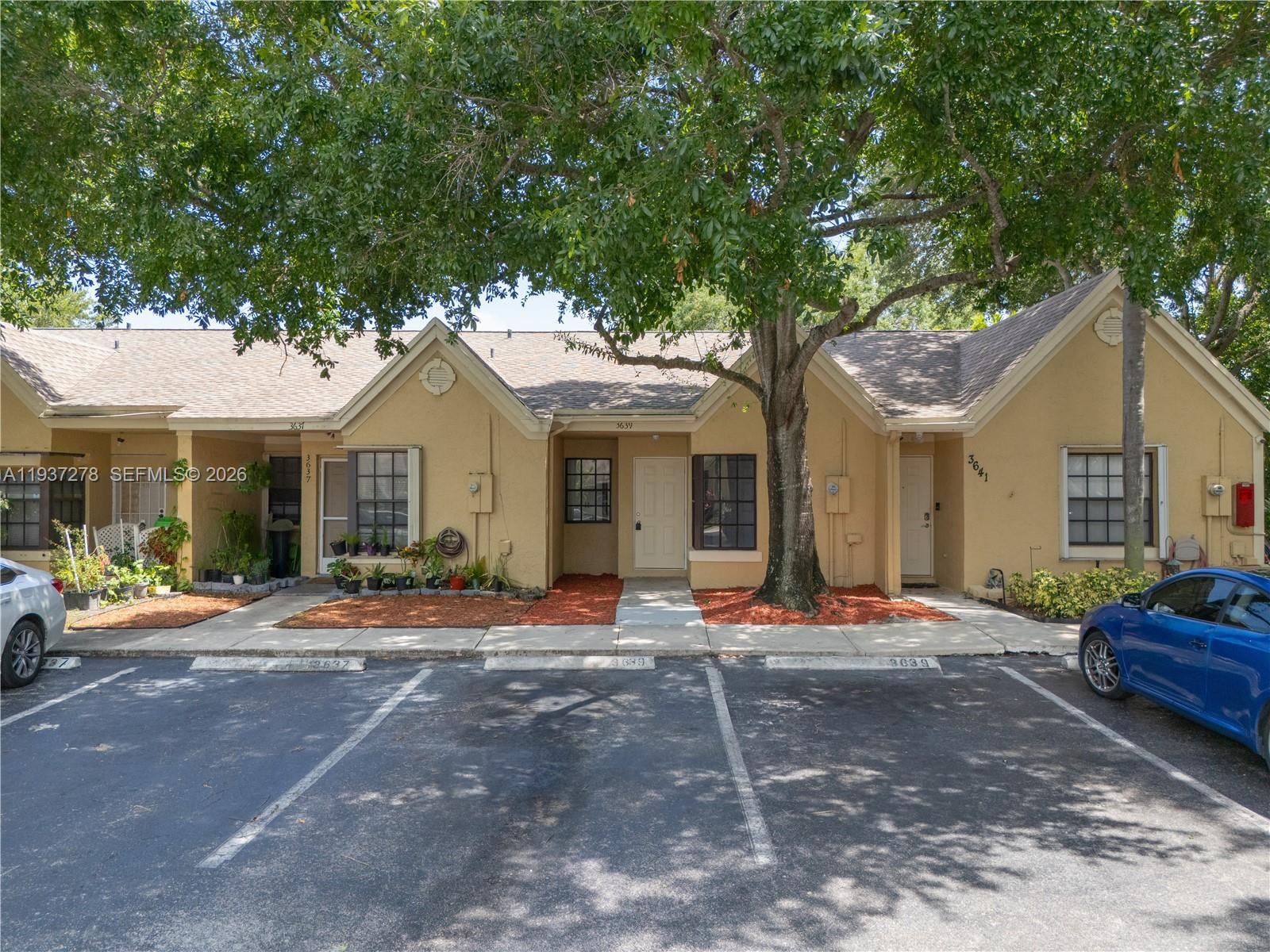 SPRINGTREE - Residential Lease