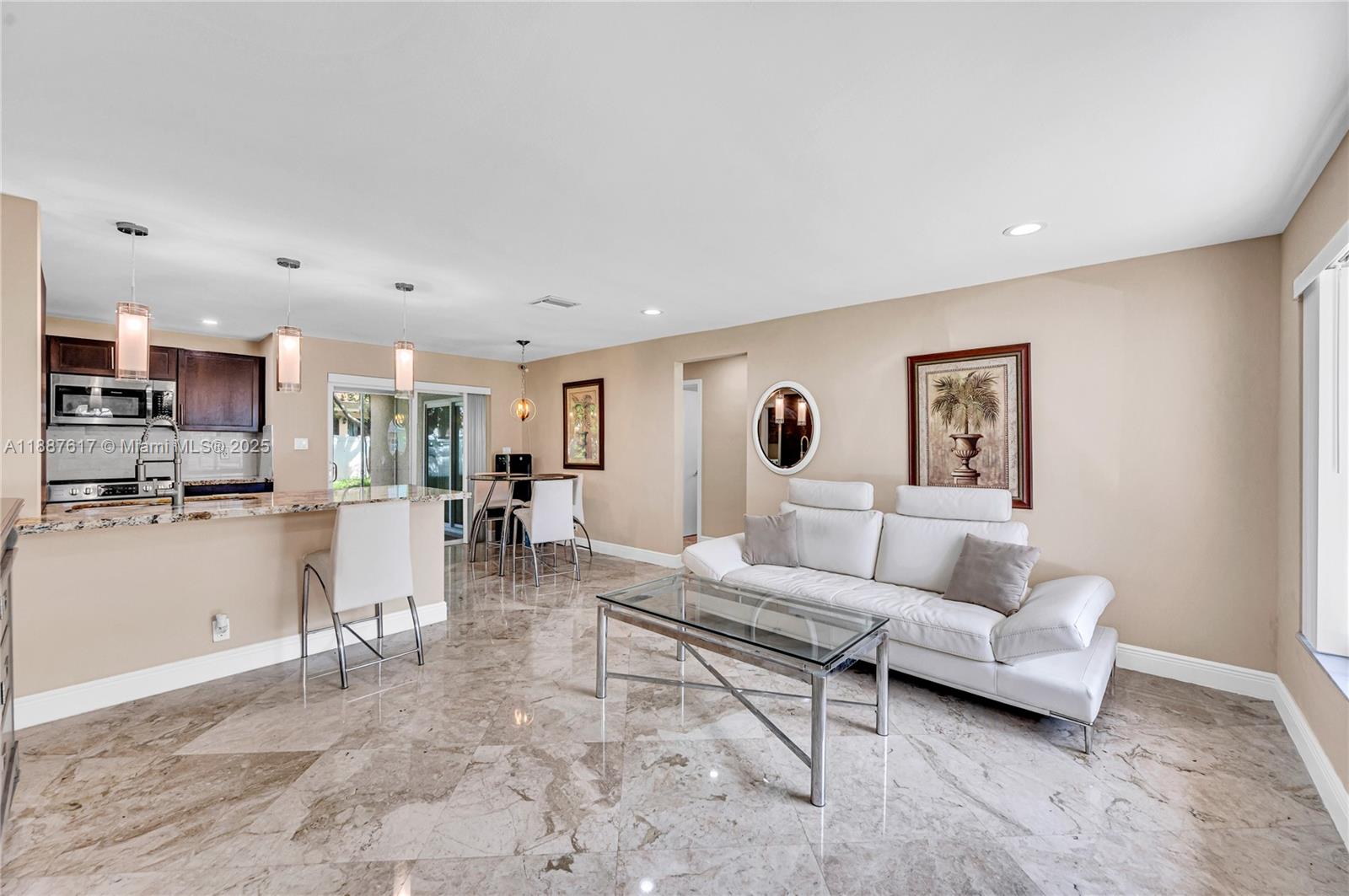 MAINLANDS OF TAMARAC LAKE - Residential