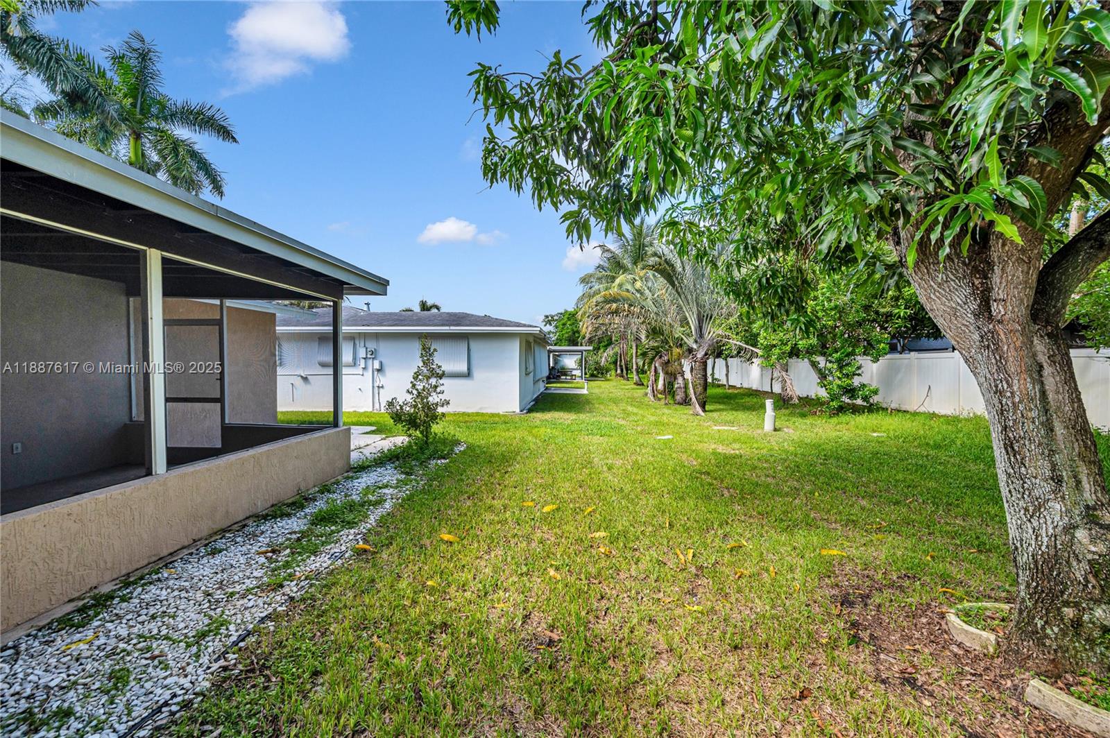 MAINLANDS OF TAMARAC LAKE - Residential