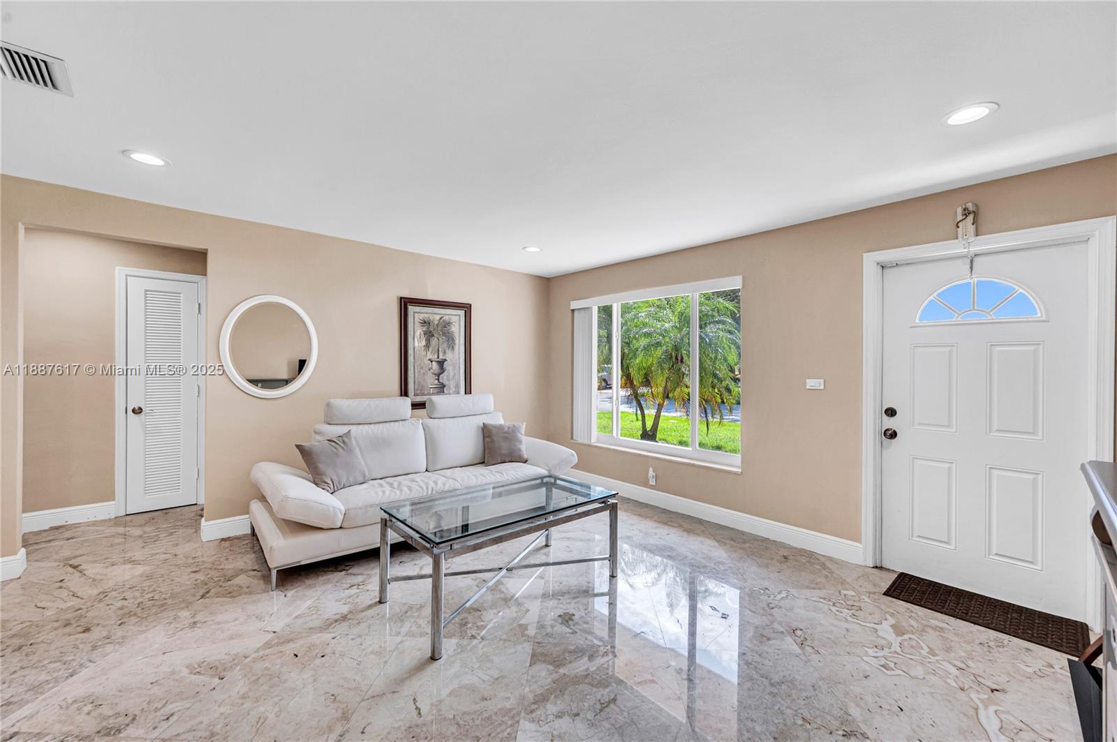 MAINLANDS OF TAMARAC LAKE - Residential