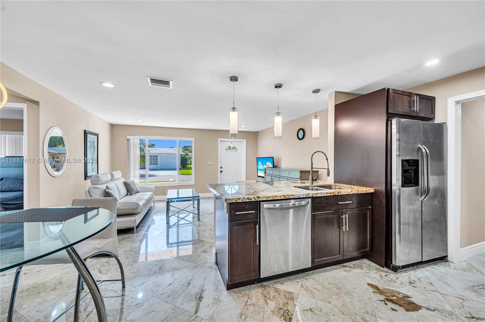 MAINLANDS OF TAMARAC LAKE - Residential