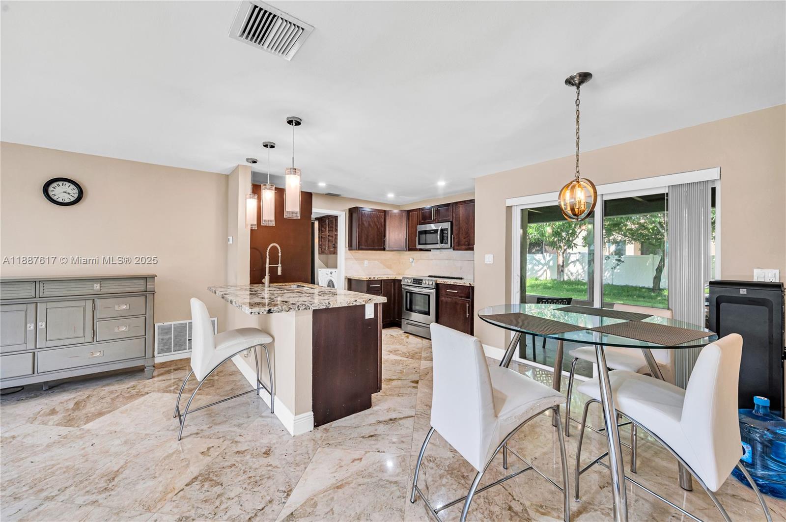 MAINLANDS OF TAMARAC LAKE - Residential