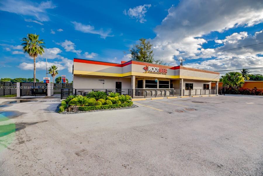 11101 NW 27th Ave