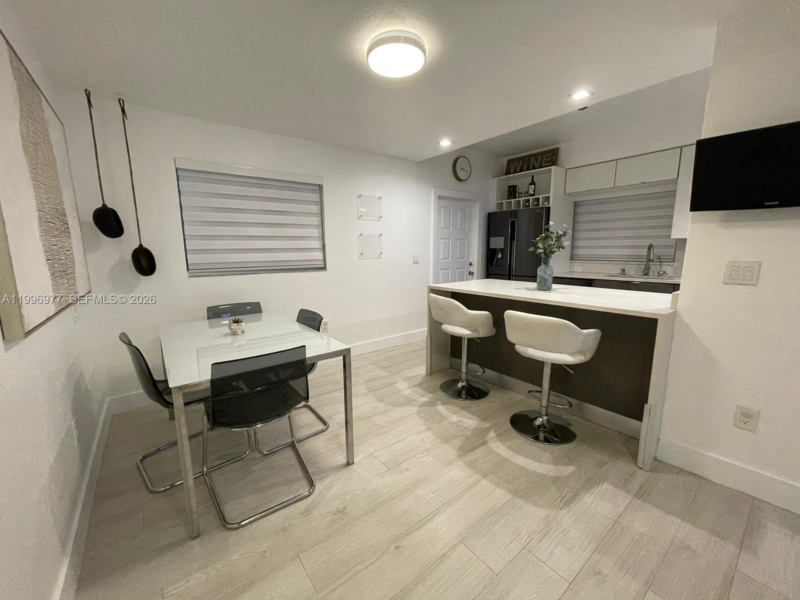 THE VILLAS OF ST AGNES CO - Residential Lease