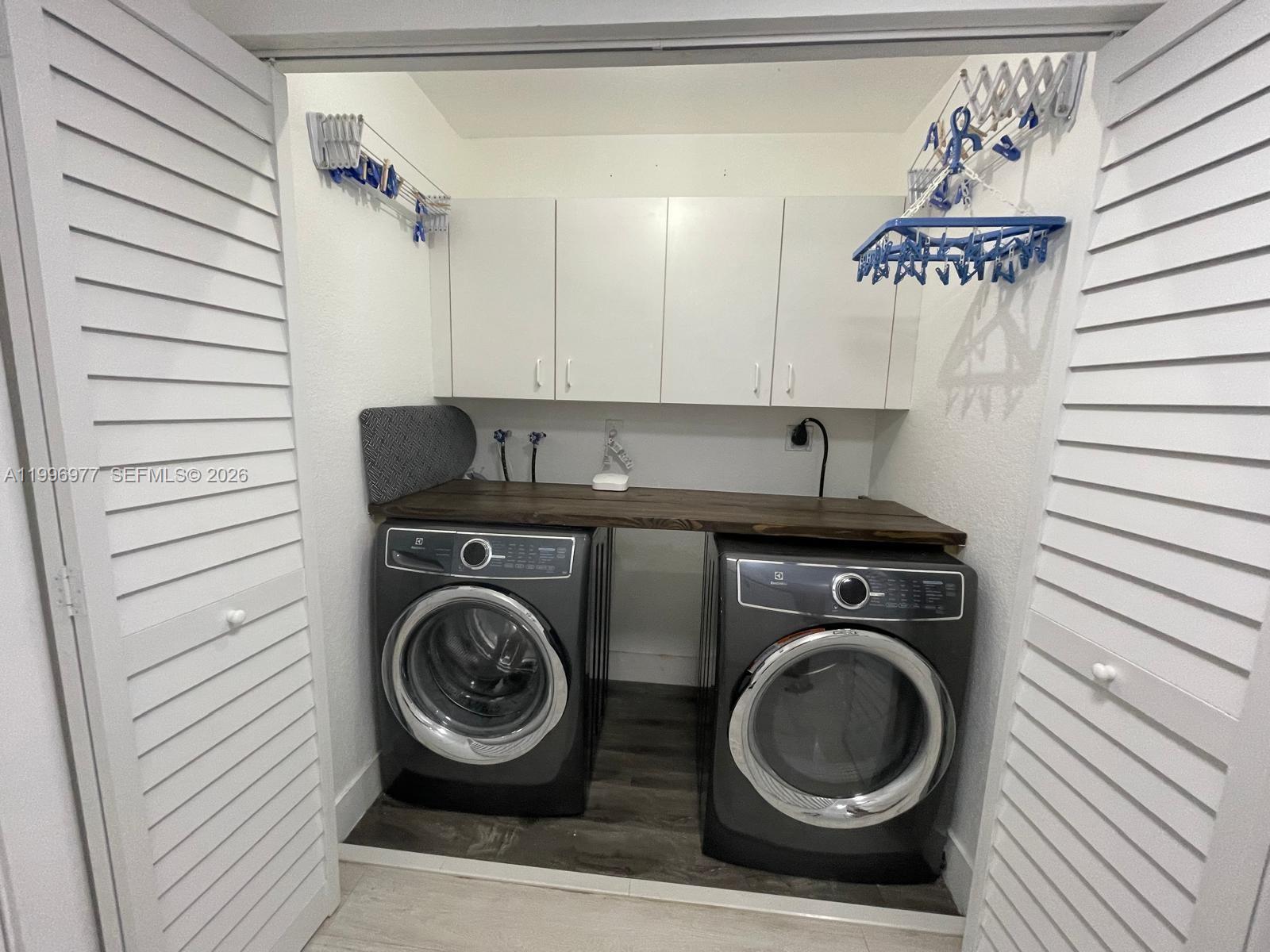 THE VILLAS OF ST AGNES CO - Residential Lease