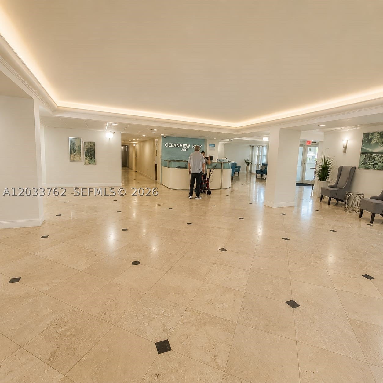 800 Parkview Dr 512, Hallandale Beach FL 33009