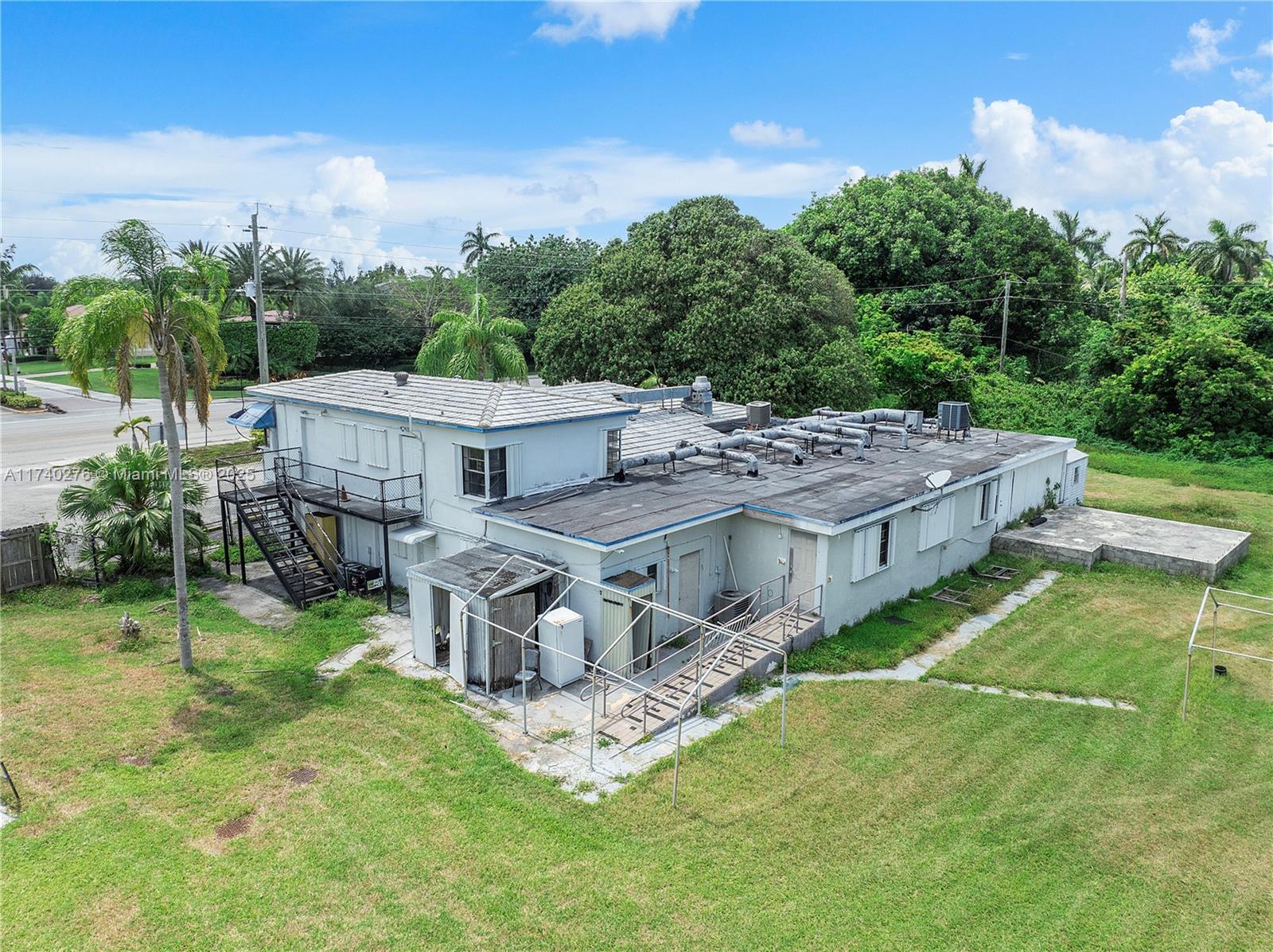 5540 SW 64th Ave