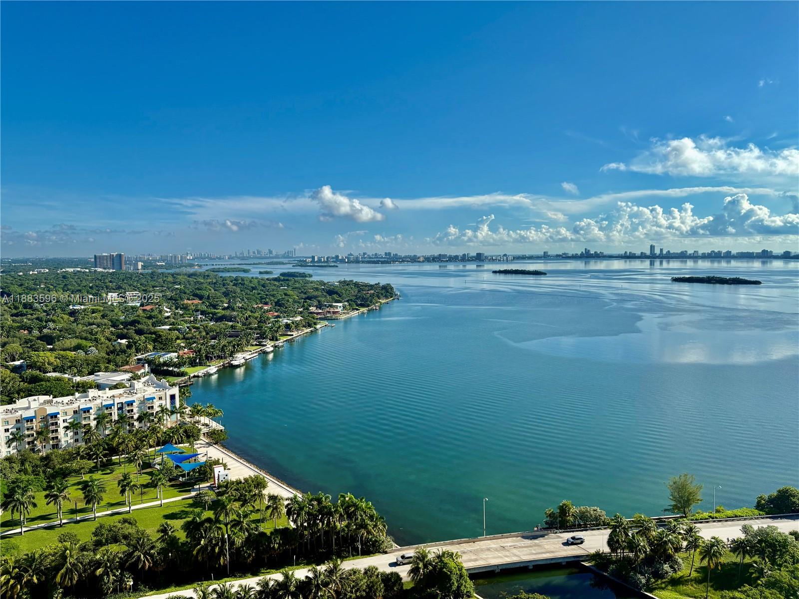 BLUE CONDO - Residential Lease