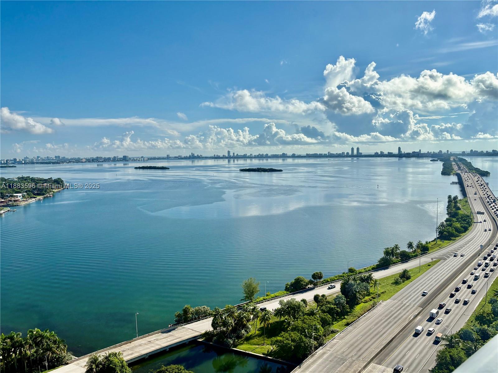 BLUE CONDO - Residential Lease