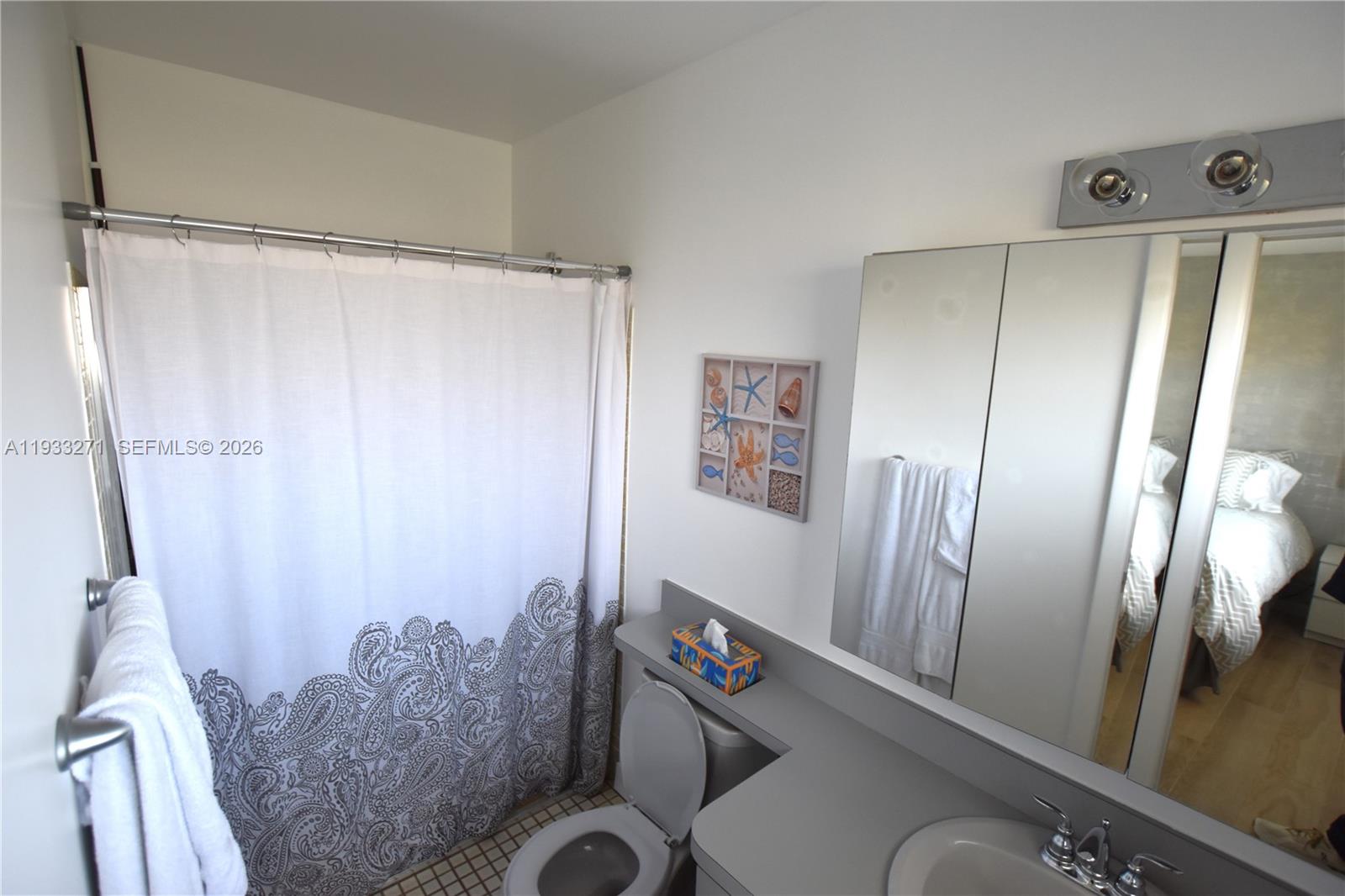 CRESTHAVEN VILLAS 30 COND - Residential