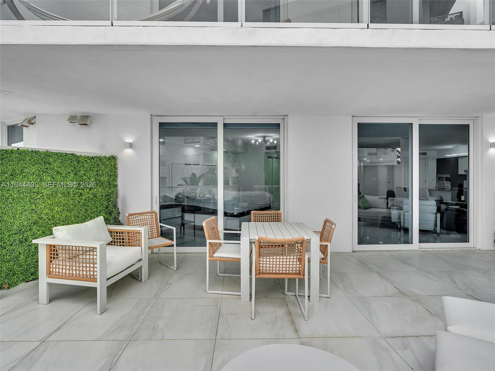 BAY HARBOUR ISLAND - Residential