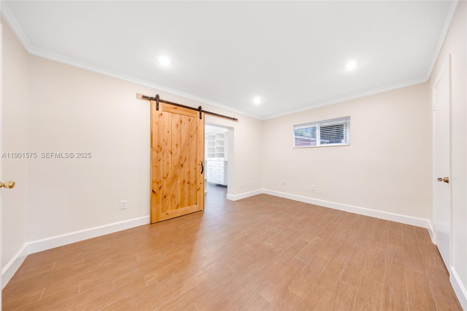 DEVON-AIRE ESTATES SEC 3 - Residential