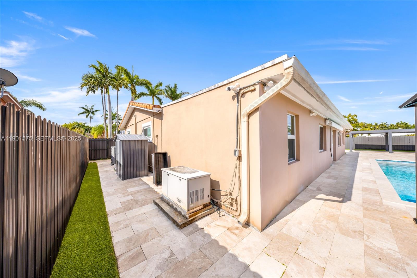 DEVON-AIRE ESTATES SEC 3 - Residential