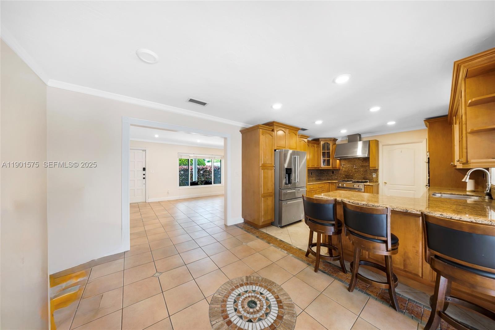 DEVON-AIRE ESTATES SEC 3 - Residential