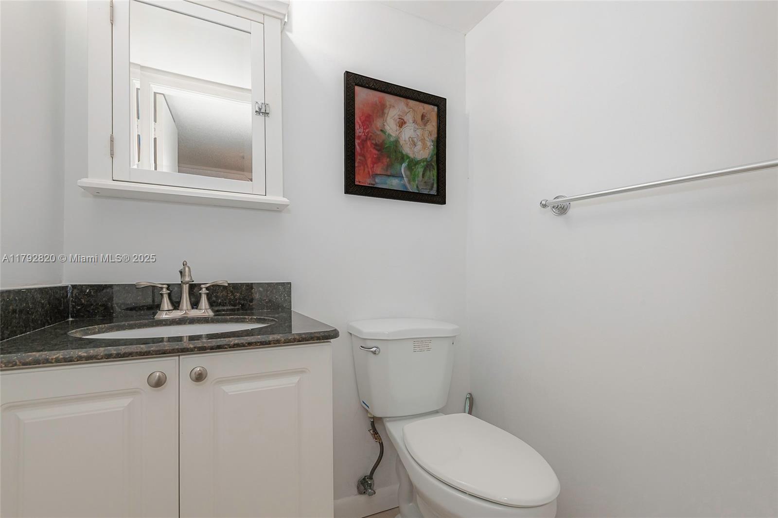 IMPERIAL TOWERS CONDO - Residential