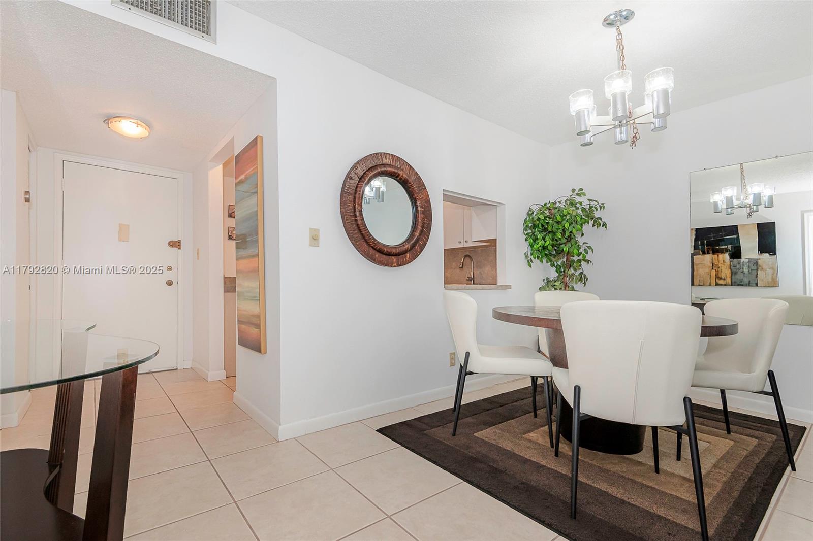 1817 S Ocean Dr 522