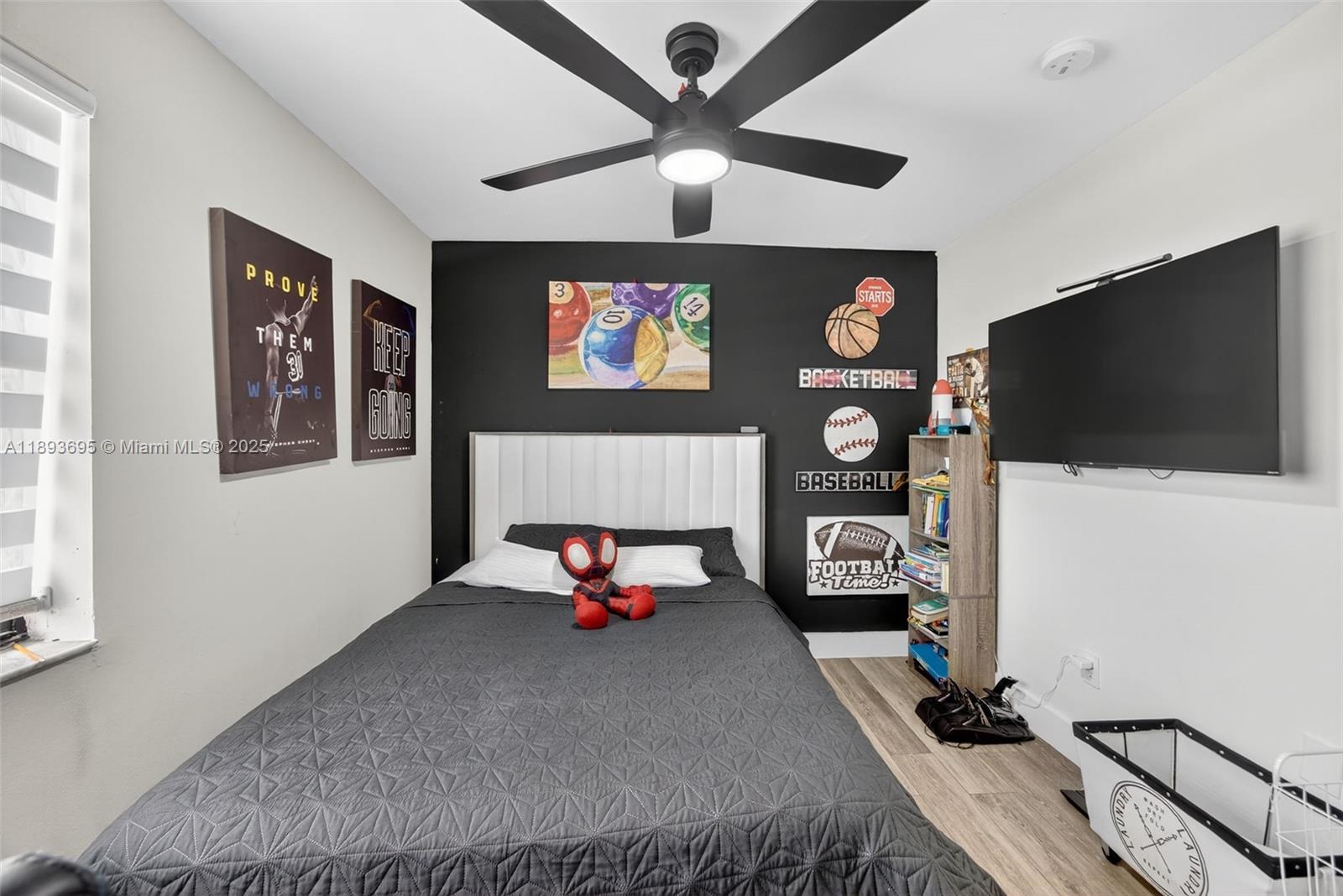 MEADOW WOOD MANOR SEC 9 - Residential Lease