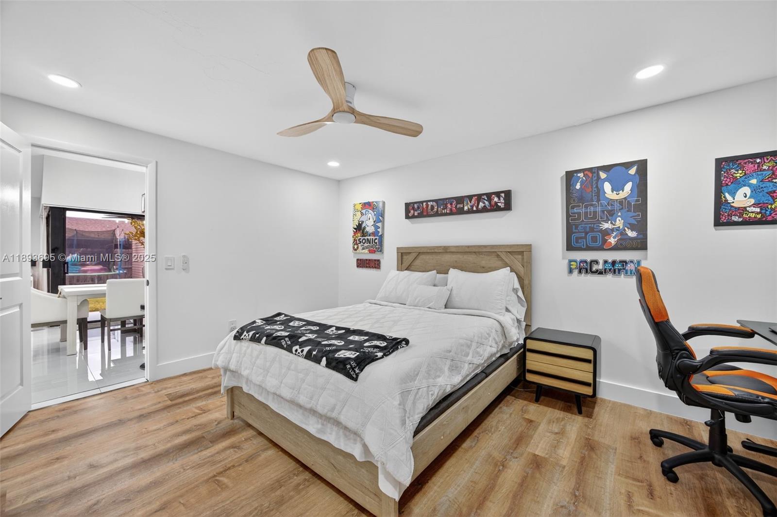 MEADOW WOOD MANOR SEC 9 - Residential Lease