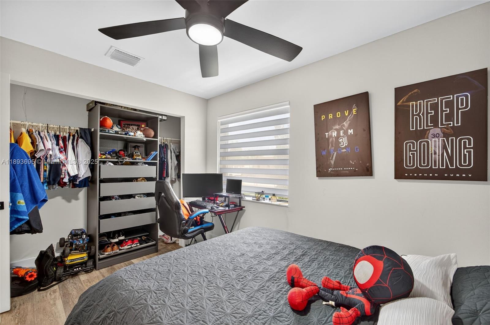 MEADOW WOOD MANOR SEC 9 - Residential Lease