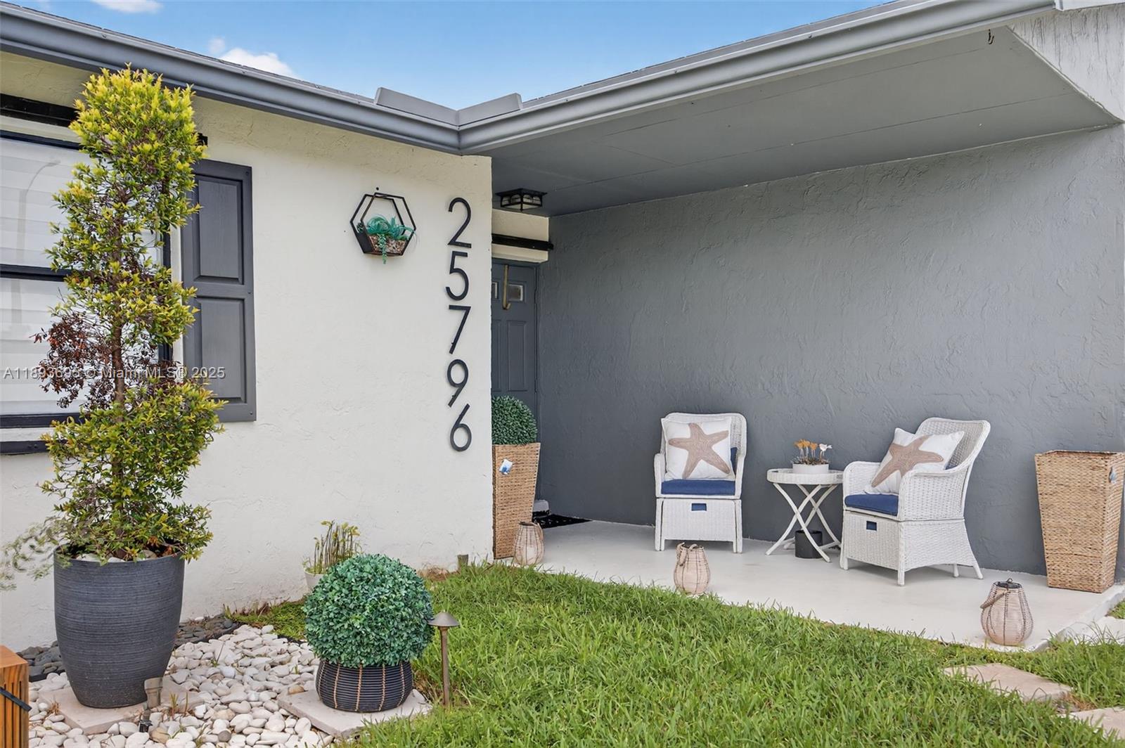 MEADOW WOOD MANOR SEC 9 - Residential Lease