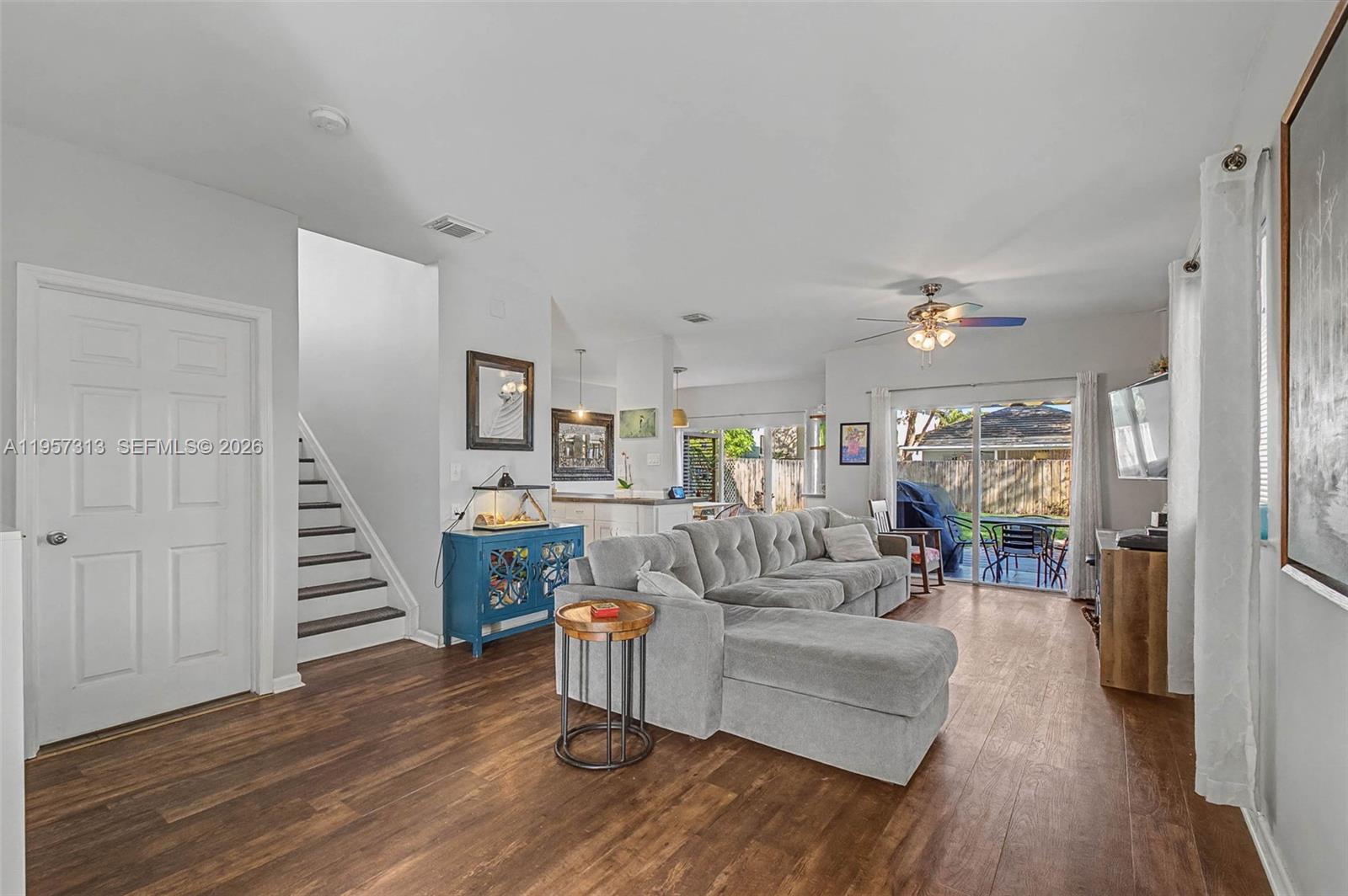 EMILIOS PLACE AT OASIS - Residential