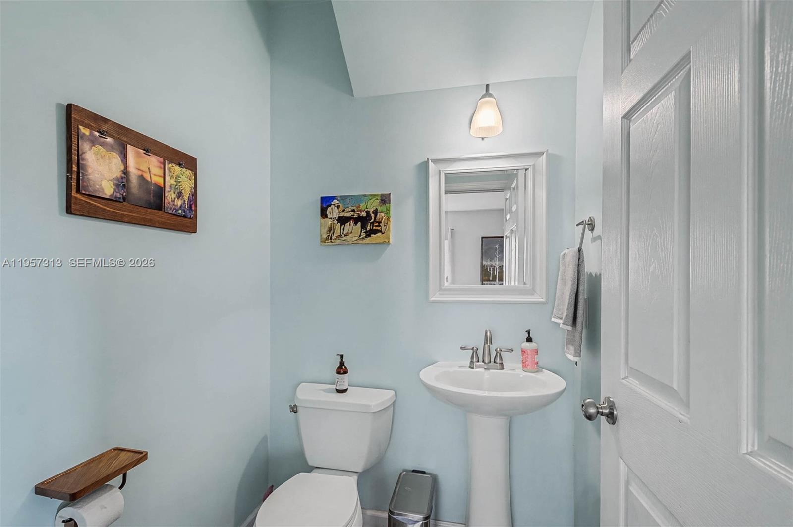 EMILIOS PLACE AT OASIS - Residential