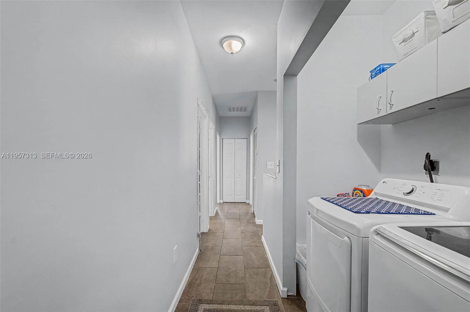 EMILIOS PLACE AT OASIS - Residential