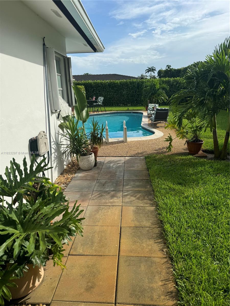 PLANTATION LANDINGS - Residential Lease