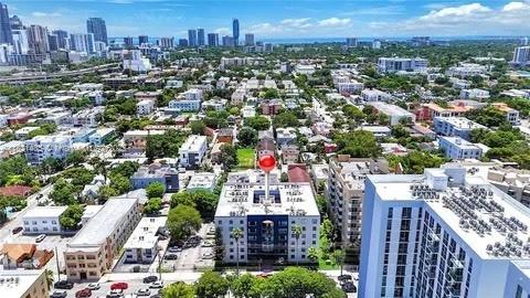546 Sw 1st St 501, Miami, Broward County, Florida - 1 Bedrooms  
1 Bathrooms - 