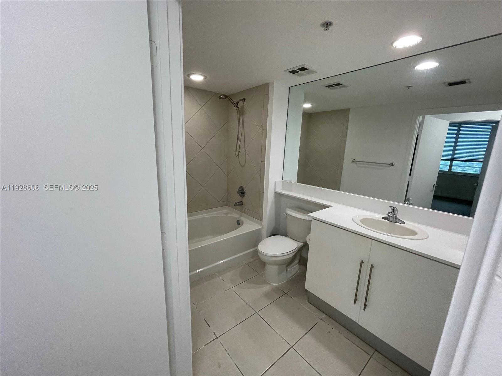 ONE MIAMI WEST CONDO - Residential Lease