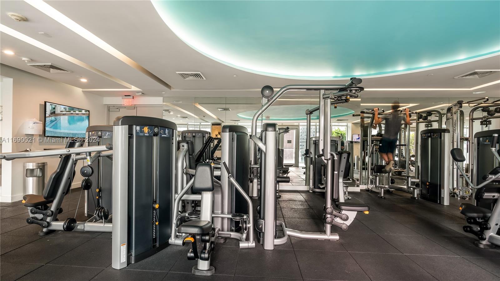 500 BRICKELL WEST CONDO - Residential