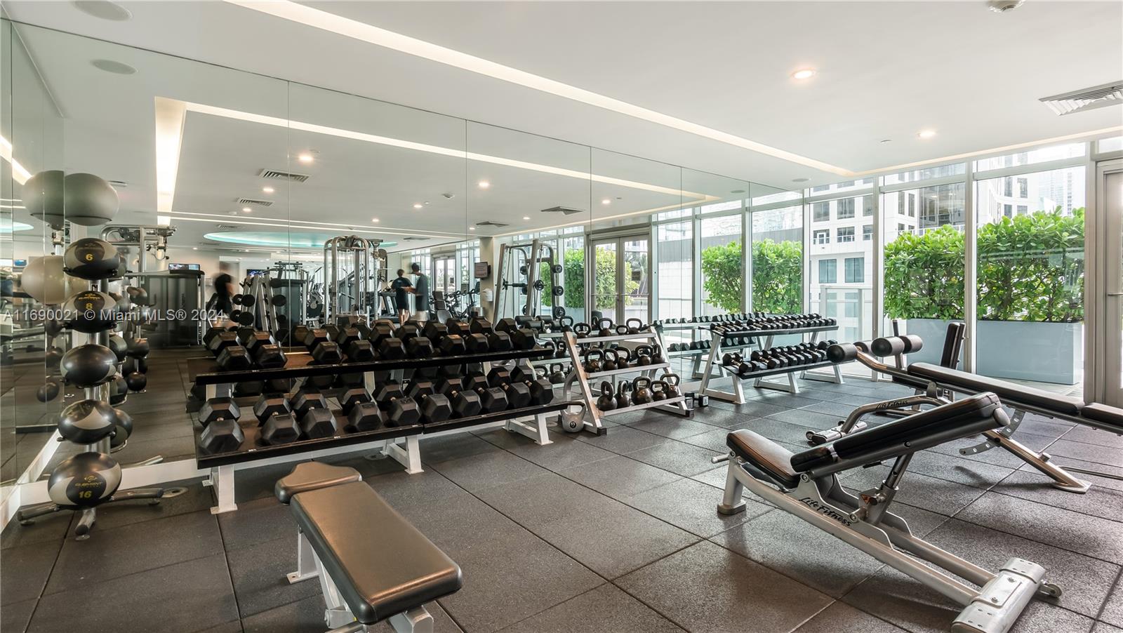 500 BRICKELL WEST CONDO - Residential