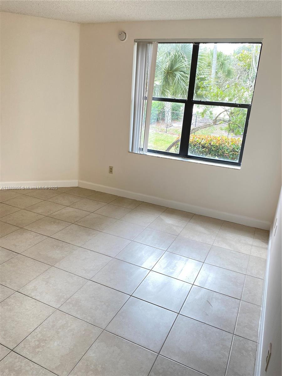 PALM AIRE GARDENS CONDO - Residential Lease