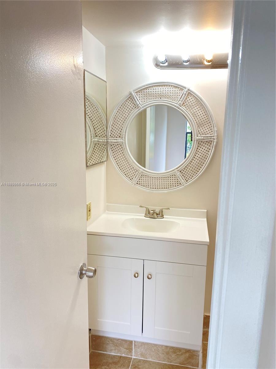 PALM AIRE GARDENS CONDO - Residential Lease