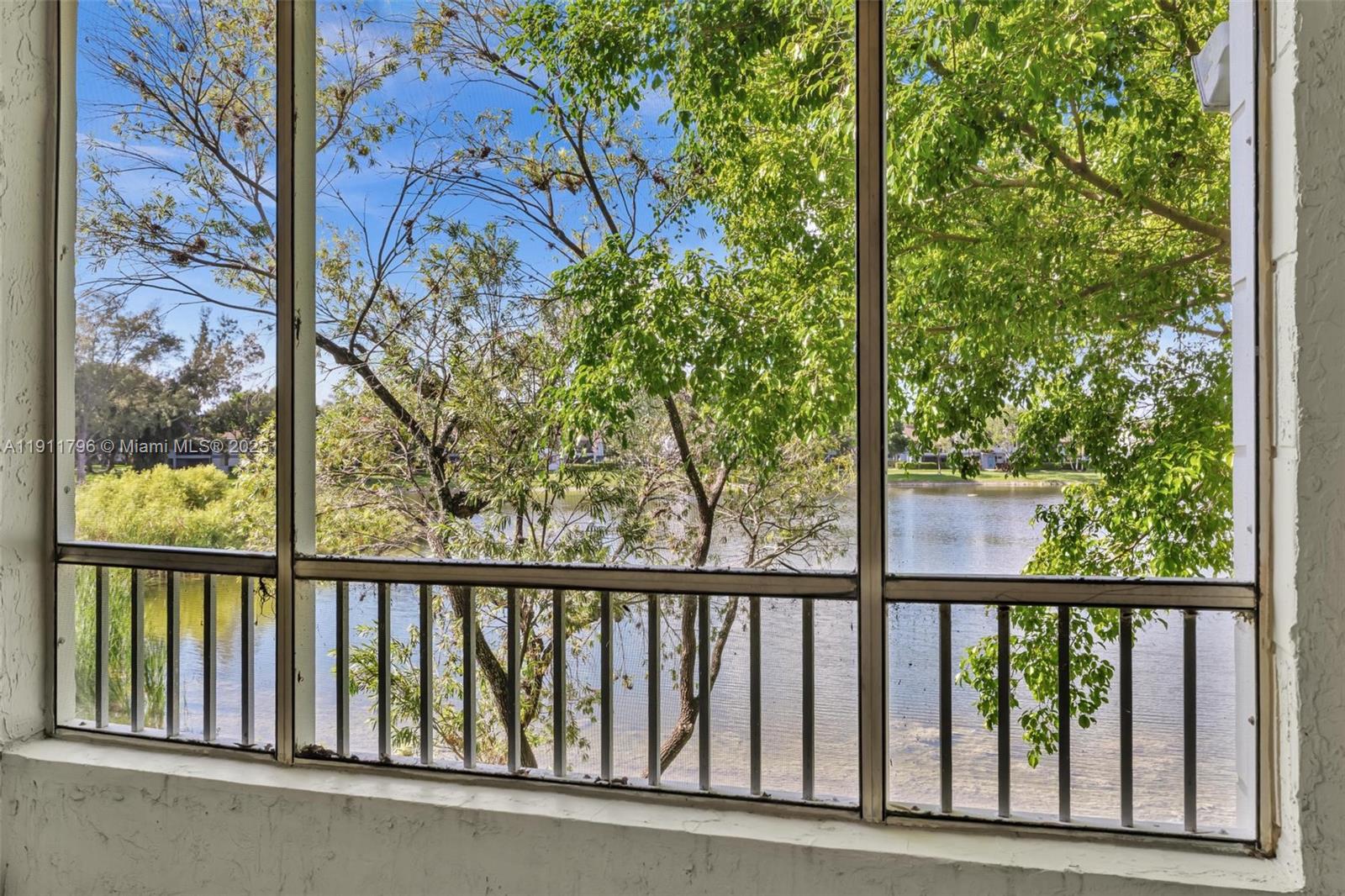 LAKEVIEW CLUB CONDO - Residential Lease