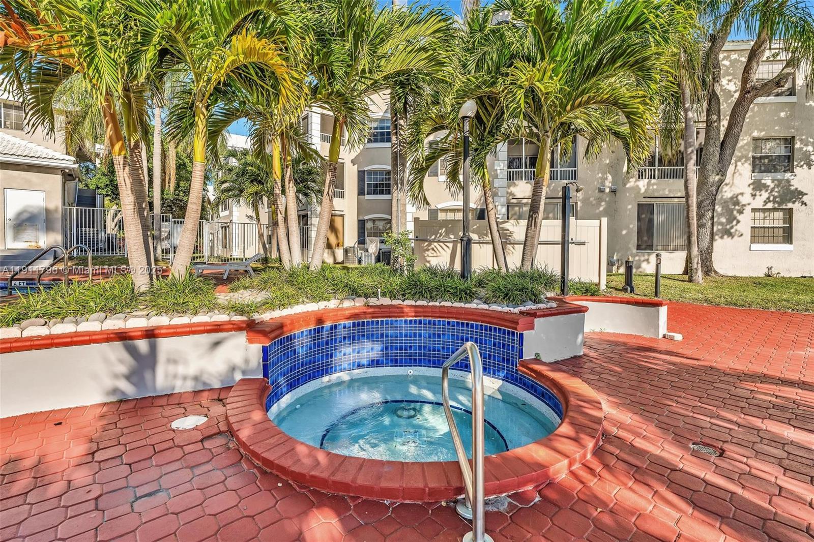 LAKEVIEW CLUB CONDO - Residential Lease