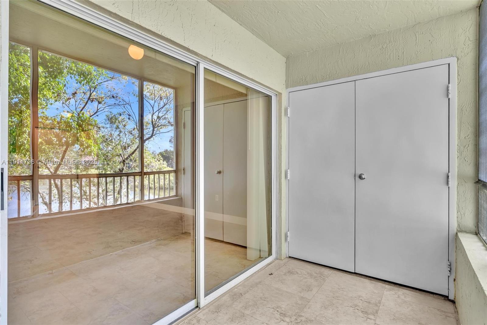 LAKEVIEW CLUB CONDO - Residential Lease