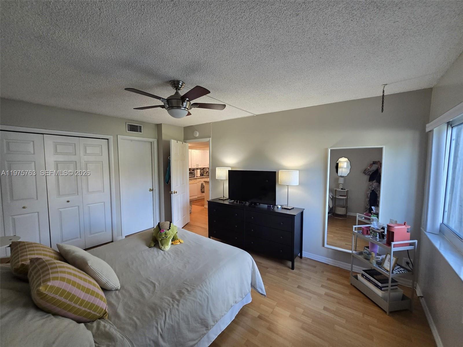 BUILDING ONE OF RACQUET C - Residential