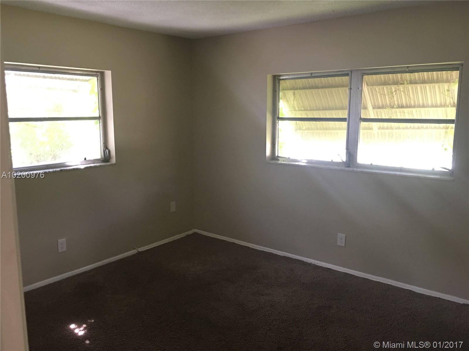 Oakland Hills 1st Sec 74- - Residential