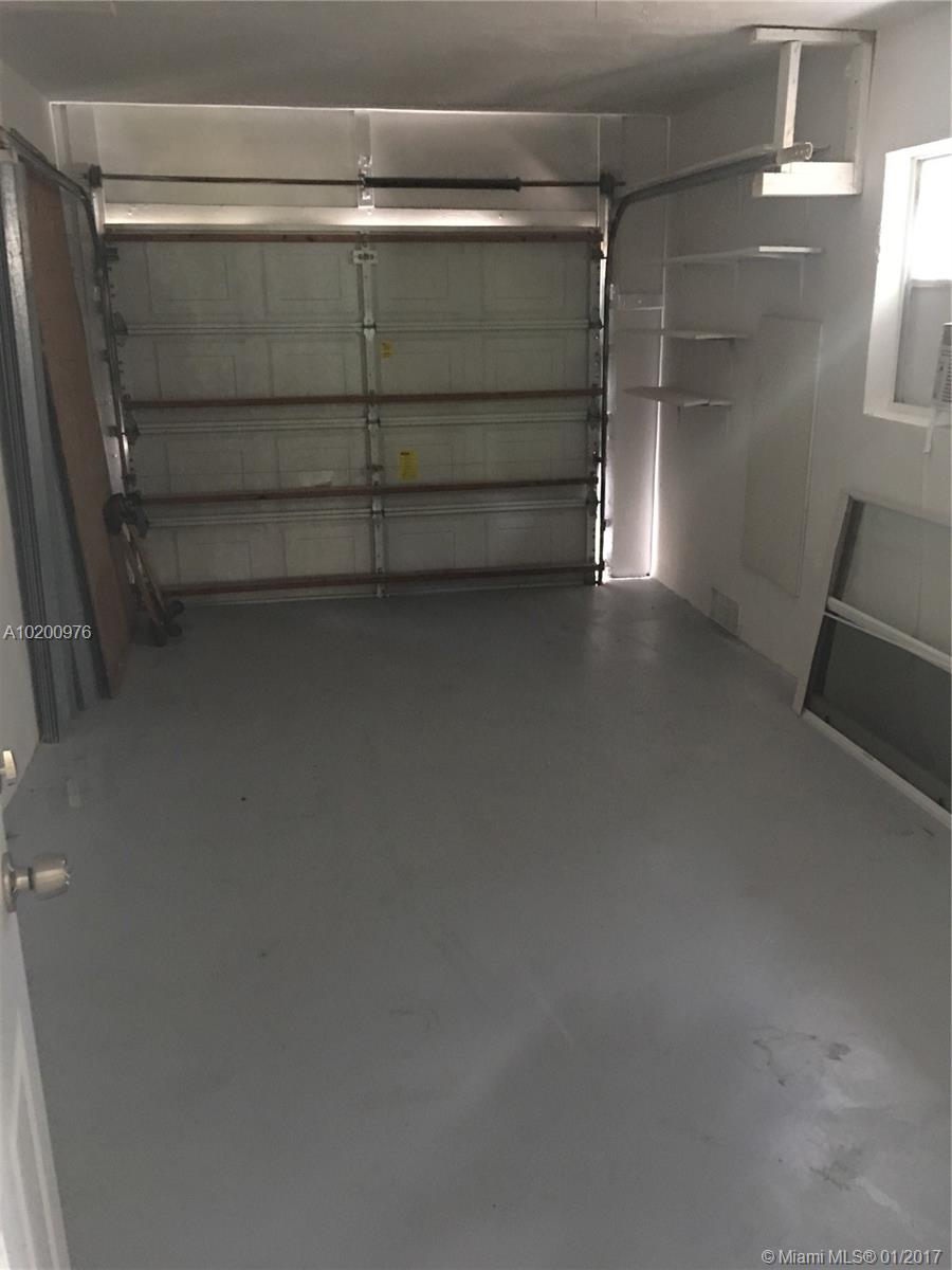 Oakland Hills 1st Sec 74- - Residential