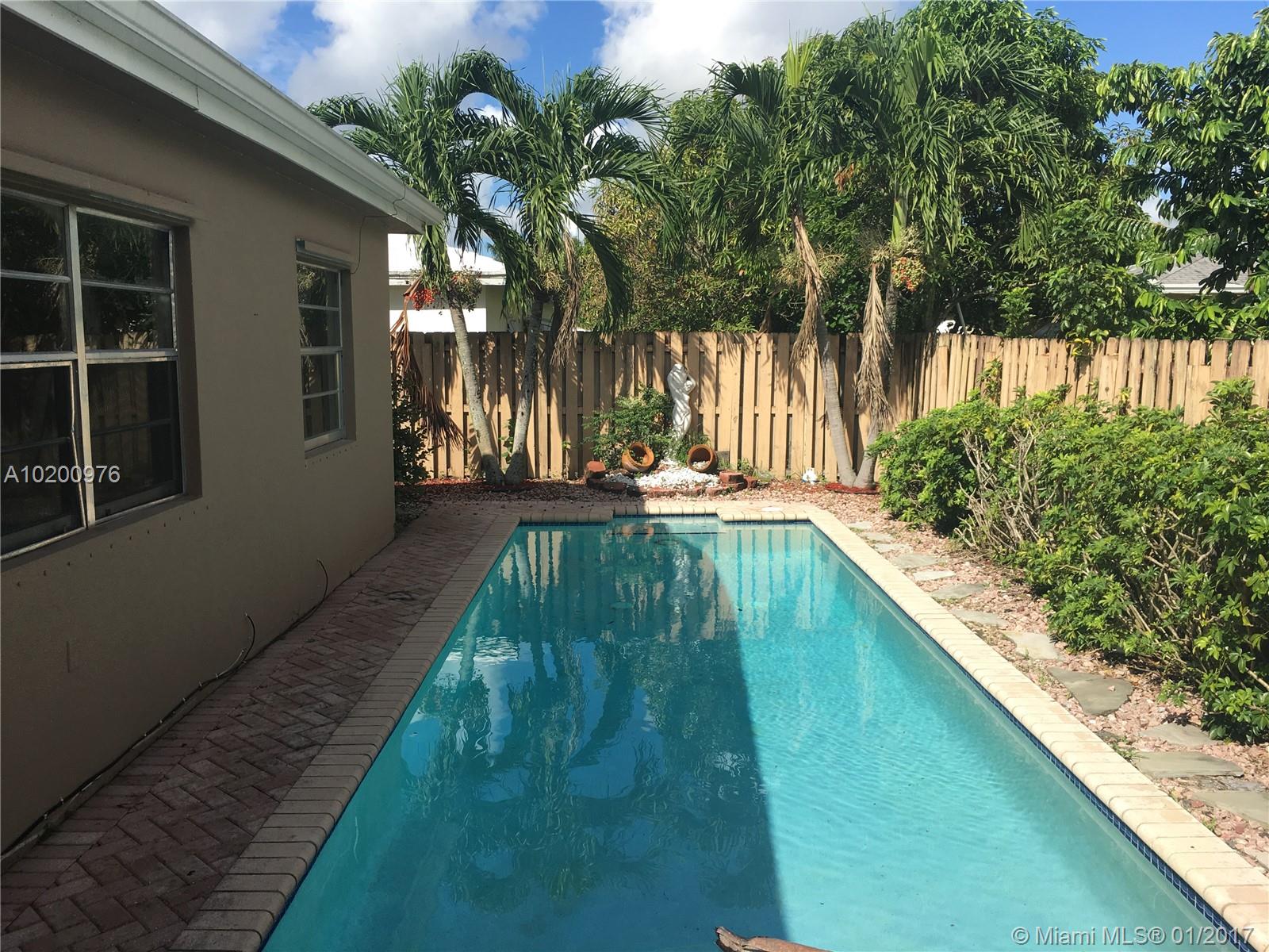 Oakland Hills 1st Sec 74- - Residential