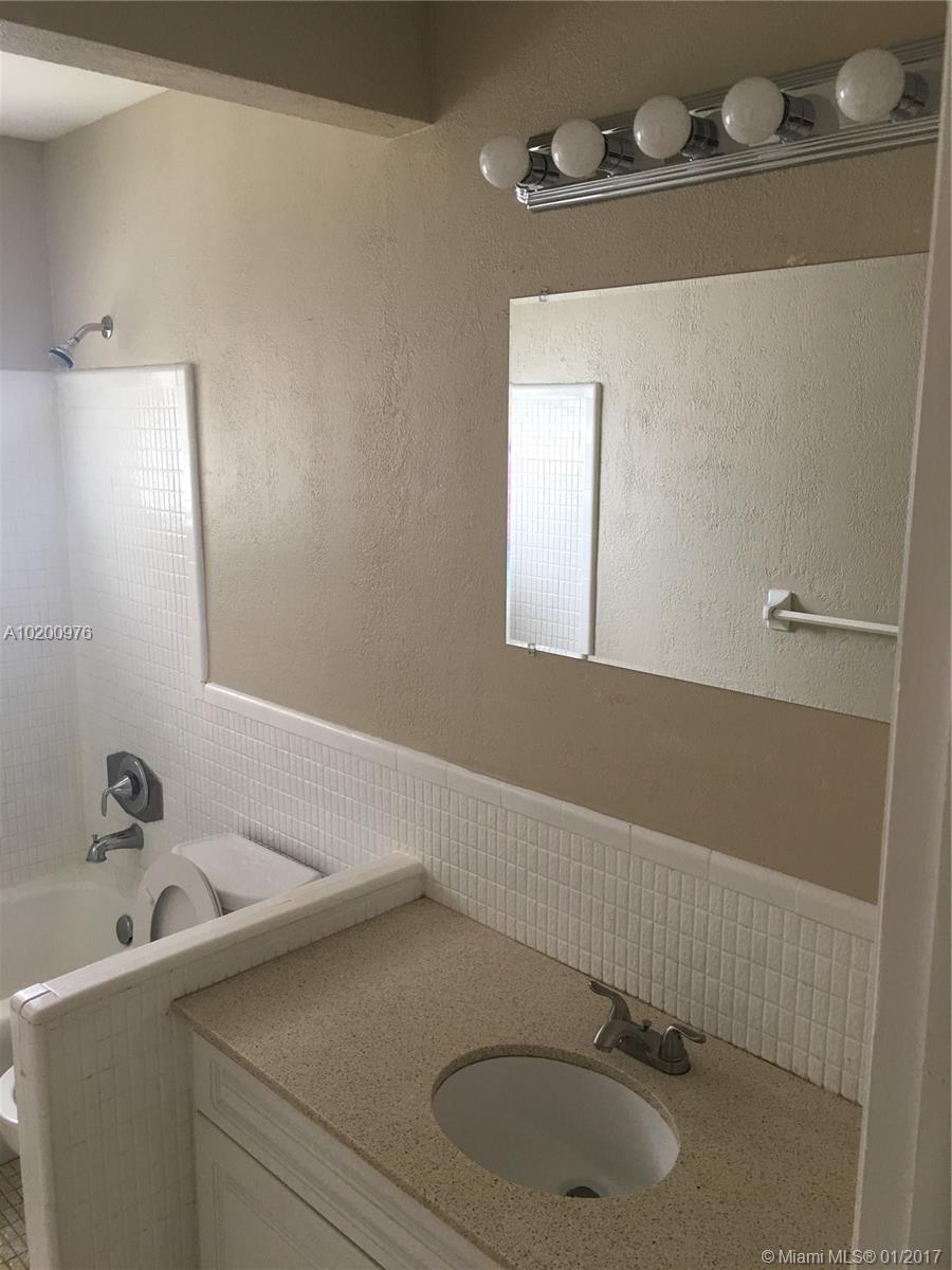 Oakland Hills 1st Sec 74- - Residential