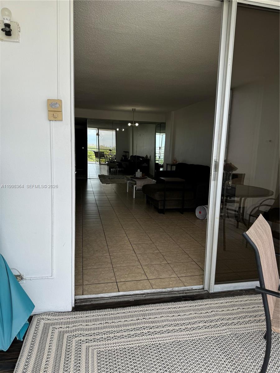 EASTERN SHORES WHITE HOUS - Residential Lease