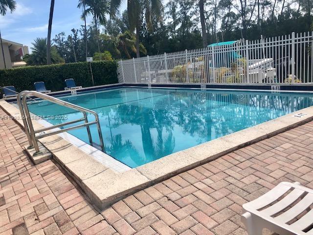 EASTERN SHORES WHITE HOUS - Residential Lease