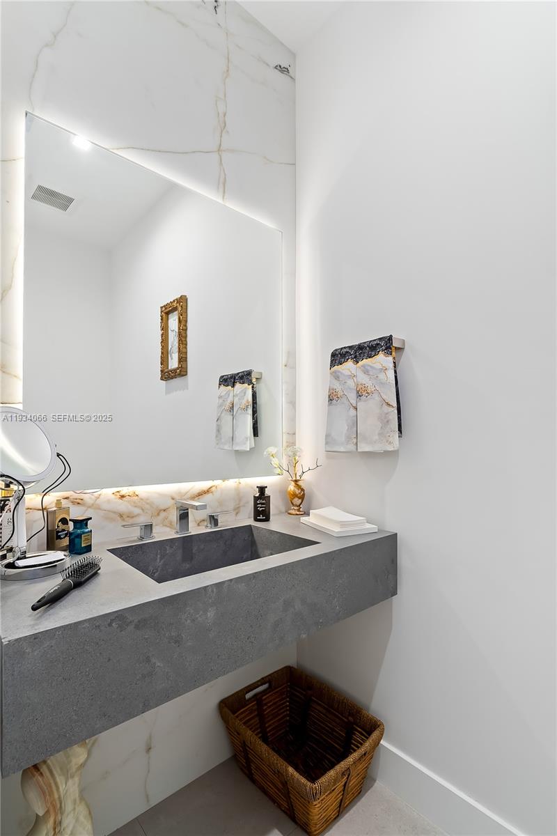 OCEAN BLVD ESTATES SEC A - Residential