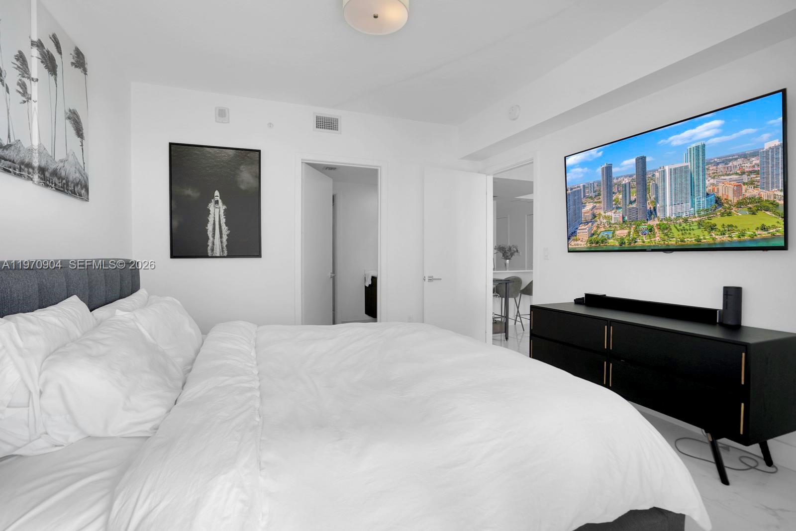 ARIA ON THE BAY CONDO - Residential Lease