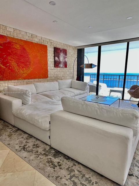 1581 Brickell Ave 2005 Miami FL 33129