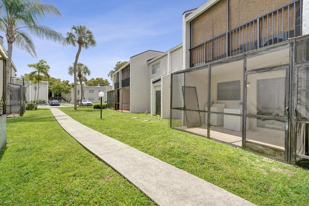 ARBOR KEYS CONDO - Residential