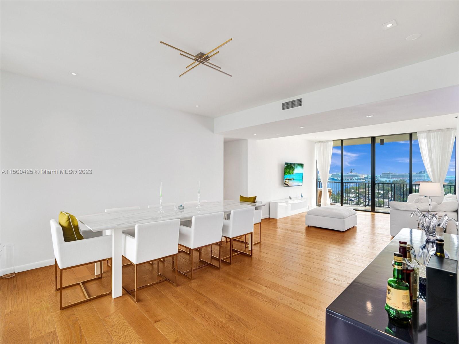 1000 Venetian Way Unit 1002, Miami Beach, FL, 33139, US, 3 Bedrooms Bedrooms, ,3 BathroomsBathrooms,Residential,Active,1000 Venetian Way Unit 1002,1666848