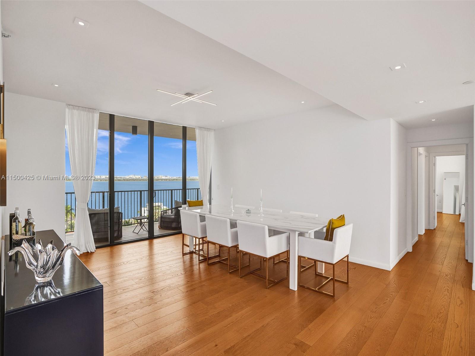 1000 Venetian Way Unit 1002, Miami Beach, FL, 33139, US, 3 Bedrooms Bedrooms, ,3 BathroomsBathrooms,Residential,Active,1000 Venetian Way Unit 1002,1666848